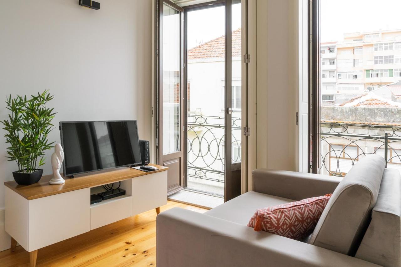 Bright Studio Near Douro River - With Balcony Porto Ngoại thất bức ảnh